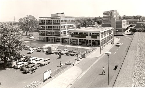 Dunstable Library and Vernon Place 1967