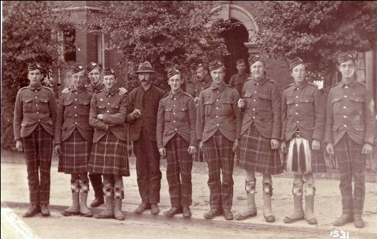 Members of the 6th Seaforth Highlanders