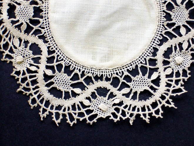 Lace and bobbins sample 2