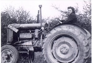 Land Girls became skilled tractor drivers