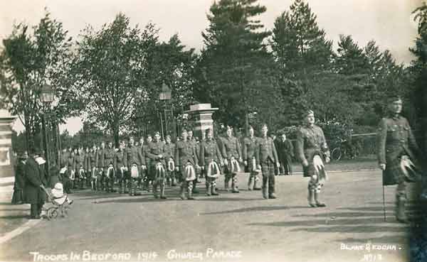 Seaforth Highlanders march out of Bedford Park's west gate