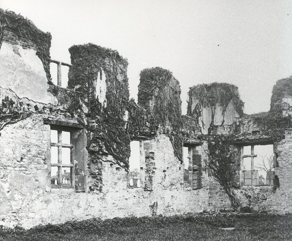 Hillersden Ruins