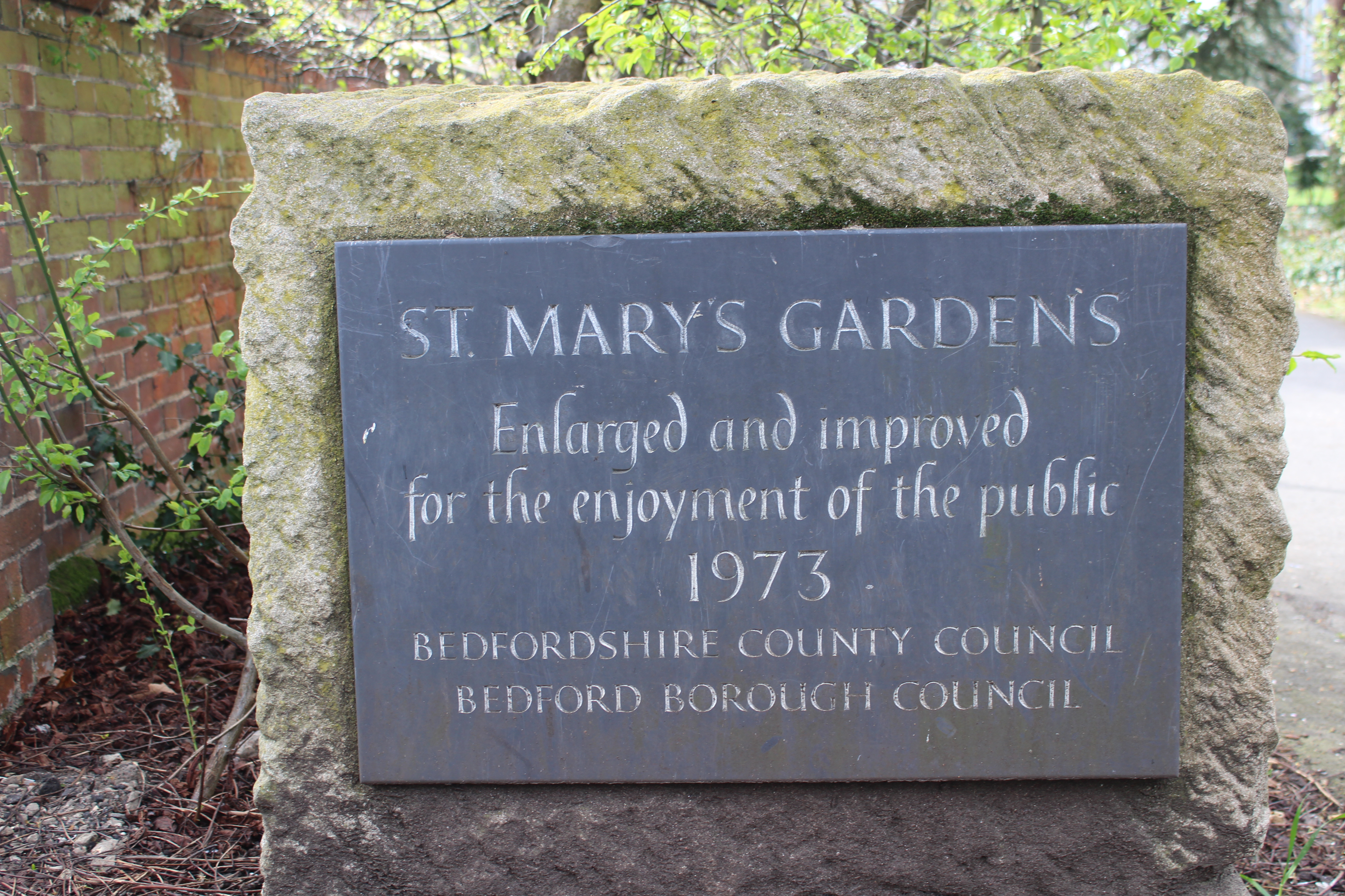 St Mary's Gardens commemorative plaque