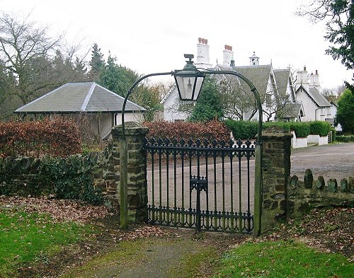 Tingrith Church Gate