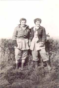 Vera and Doreen Kay, late 1940s