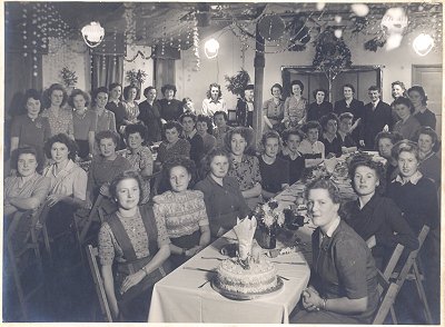 Christmas Party, Leighton Buzzard hostel, 1947