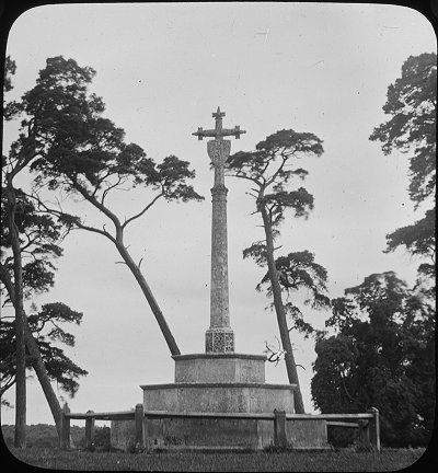 Ampthill Park Cross