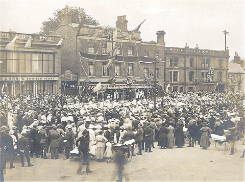 Armistice Day Celebrations in Biggleswade