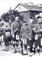 The Highland Regiments outside The Swan Hotel