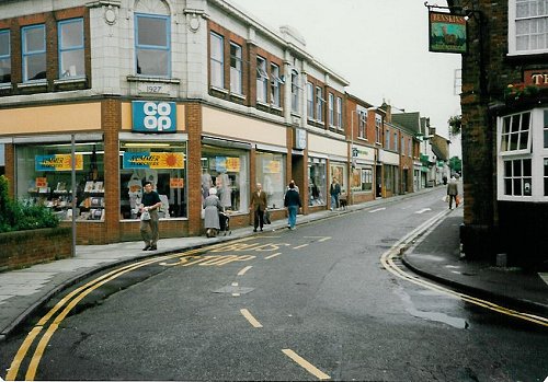 Co-op, Hockliffe Street