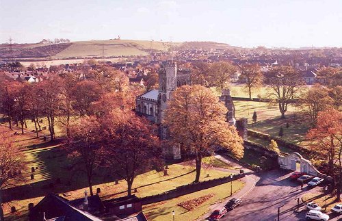 Dunstable Priory, aerial view