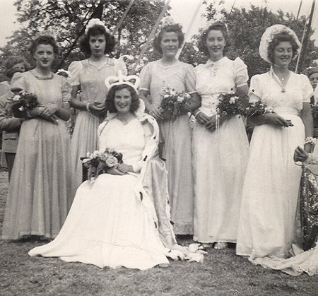 Hulcote Moor May Queen 1946