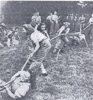 WLA Sports Day at Sharnbrook, July 1945